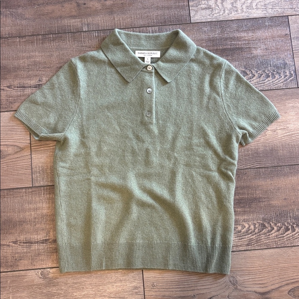 Banana Republic Lightweight Cashmere Short Sleeve Sweater Polo Size Small - Picture 4 of 5
